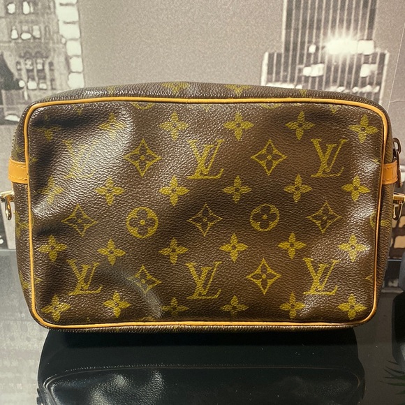 Authentic Louis Vuitton Monogram Compiegne Bag - Picture 10 of 17